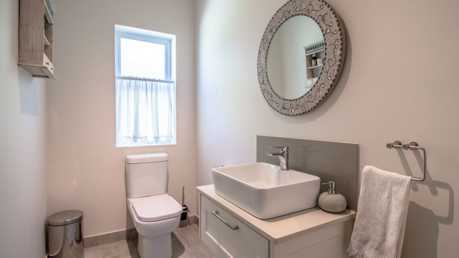 4 Bedroom Property for Sale in Onrus Western Cape